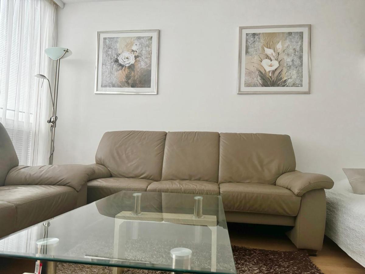 90 M2 Maisonette With Free Parking Apartment Wina Bagian luar foto