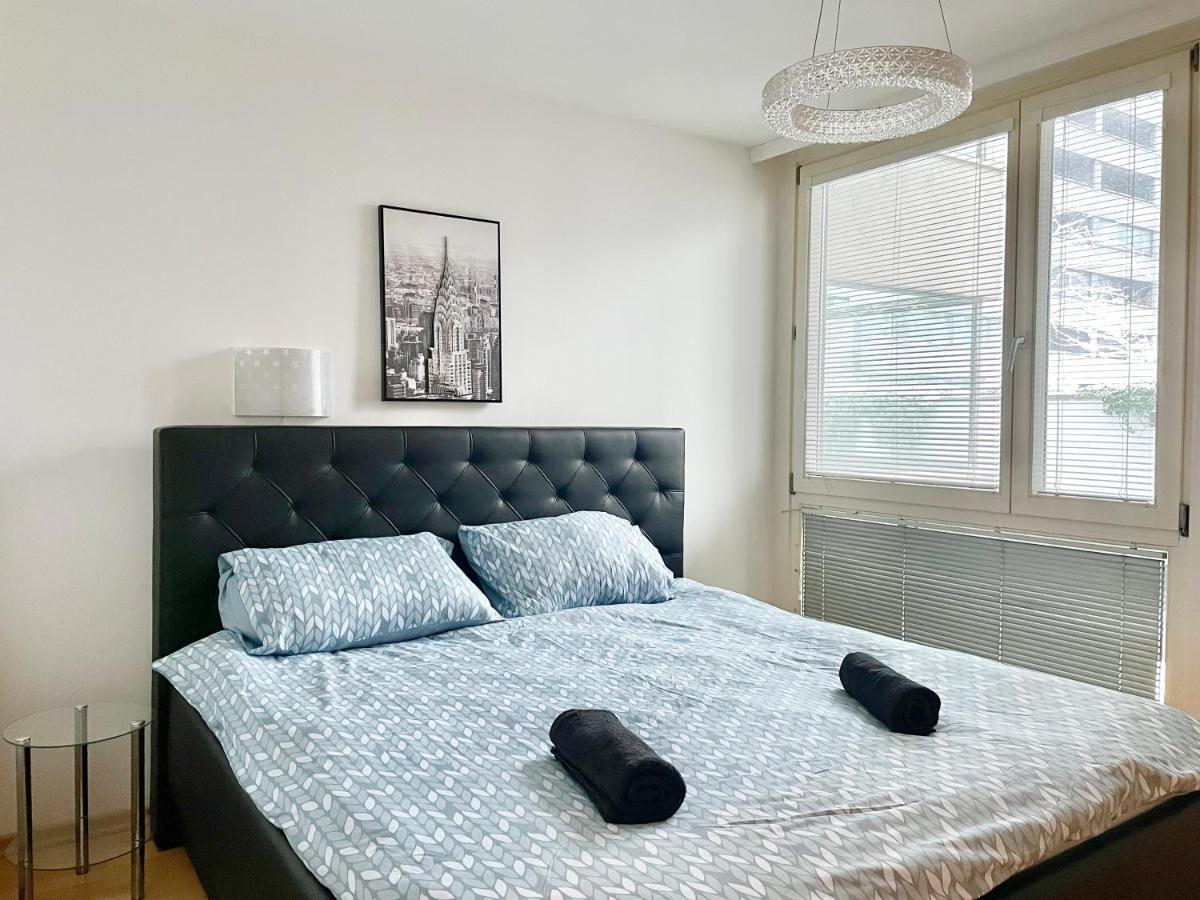 90 M2 Maisonette With Free Parking Apartment Wina Bagian luar foto