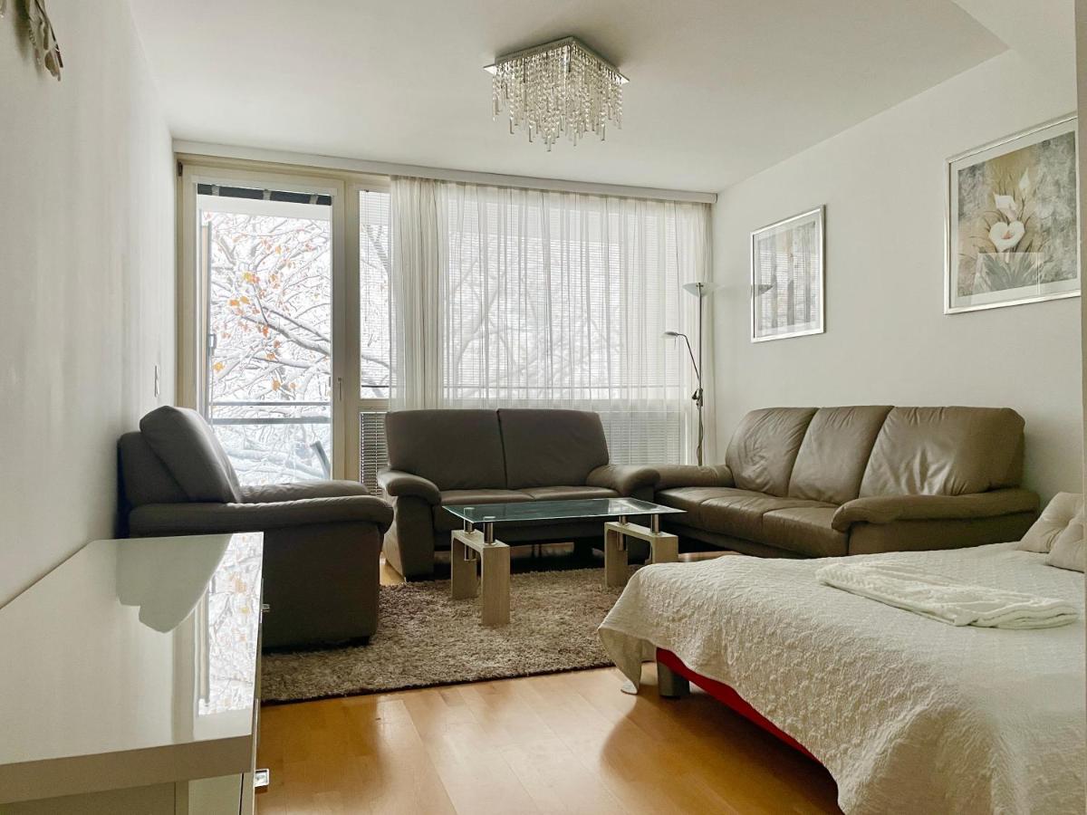 90 M2 Maisonette With Free Parking Apartment Wina Bagian luar foto