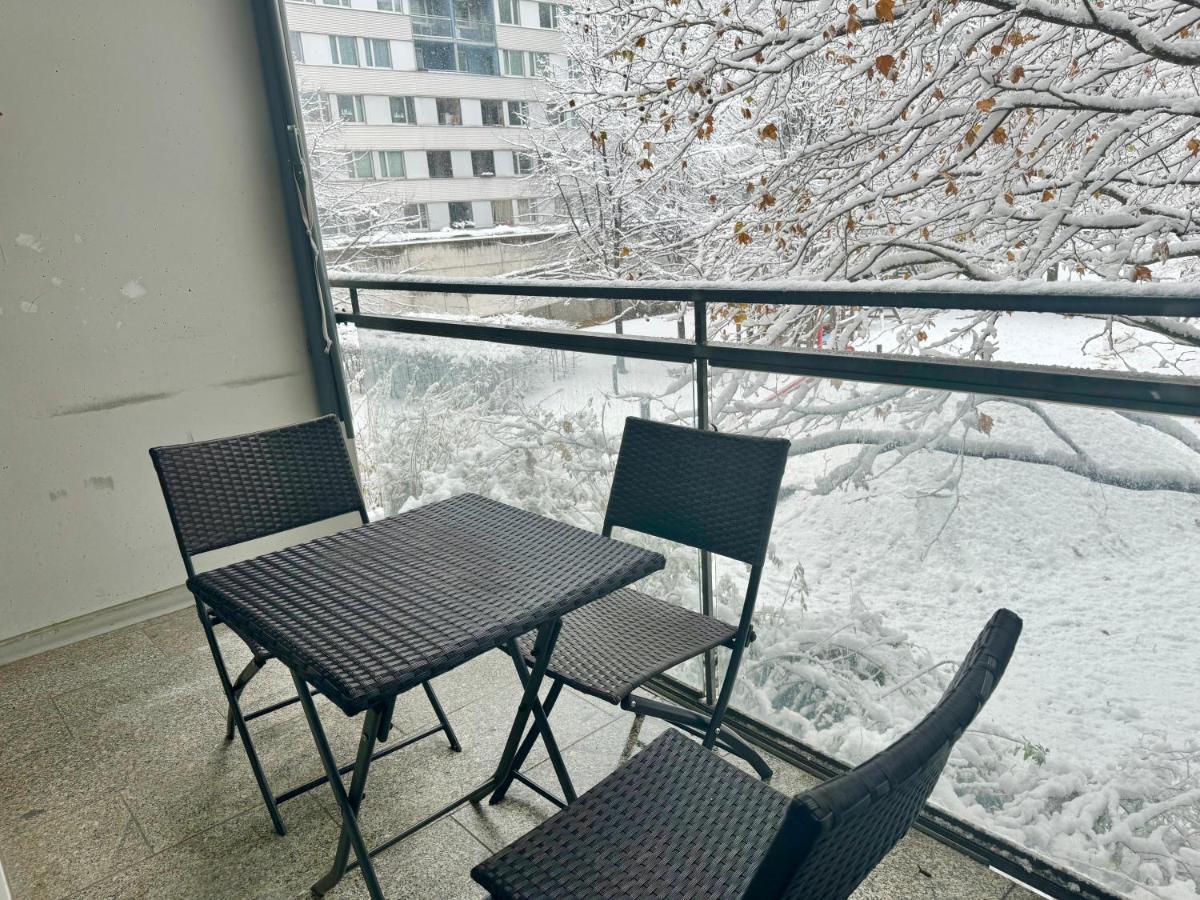 90 M2 Maisonette With Free Parking Apartment Wina Bagian luar foto